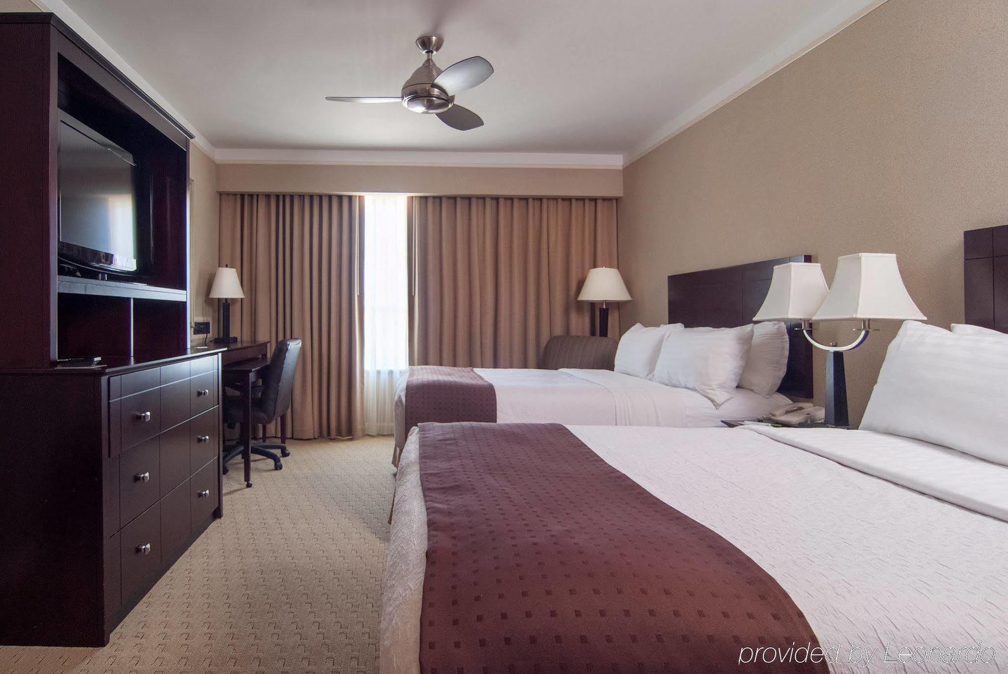 Holiday Inn Baton Rouge College Drive I-10 By Ihg Exterior photo